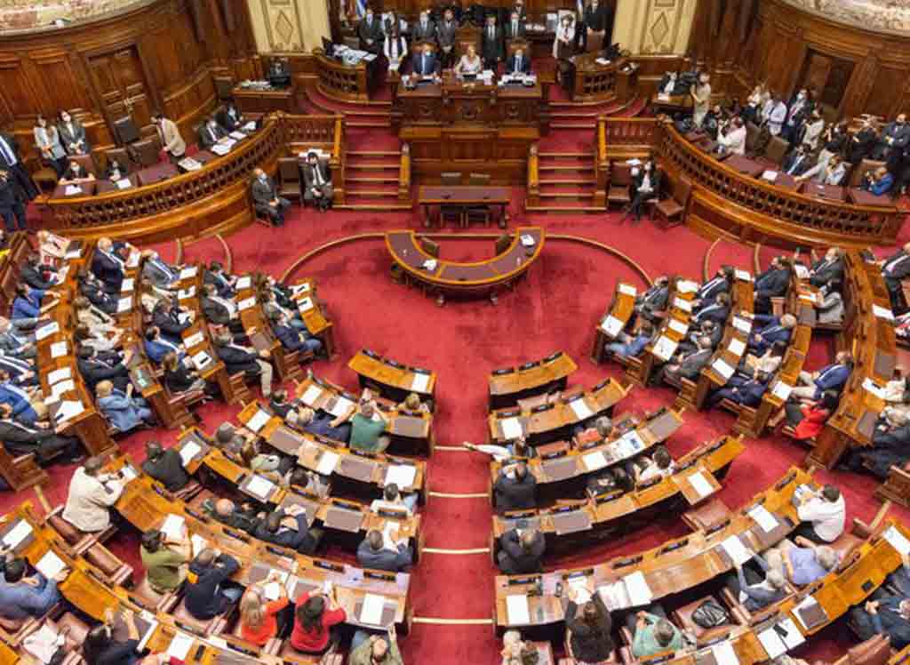 diputados-uruguayos-debatiran-sobre-propuesta-de-presupuesto