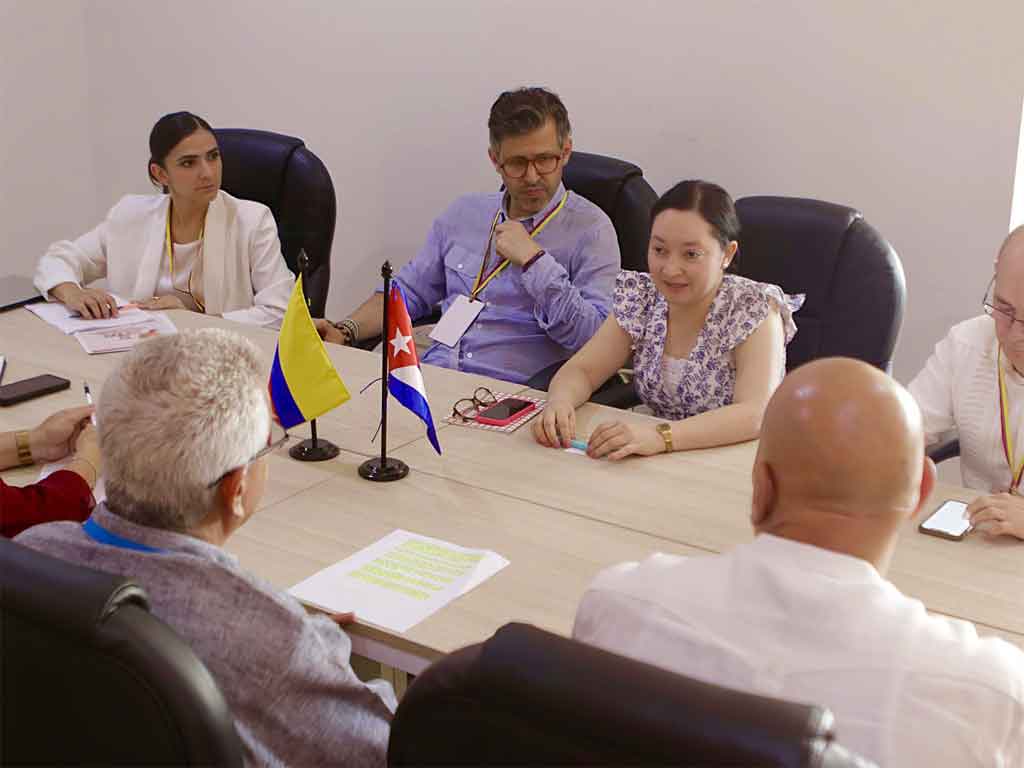 vicecancilleres-de-cuba-y-colombia-dialogaron-sobre-temas-migratorios