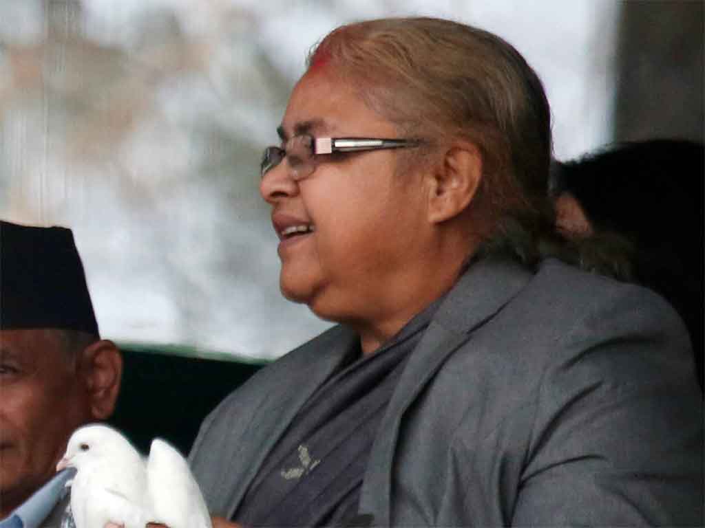 nombran-en-nepal-primera-ministra-interina