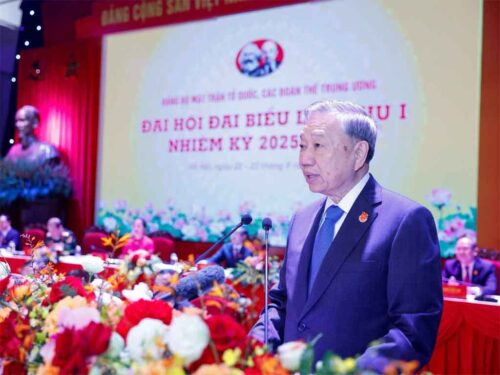 exalta-to-lam-rol-del-frente-de-la-patria-de-vietnam