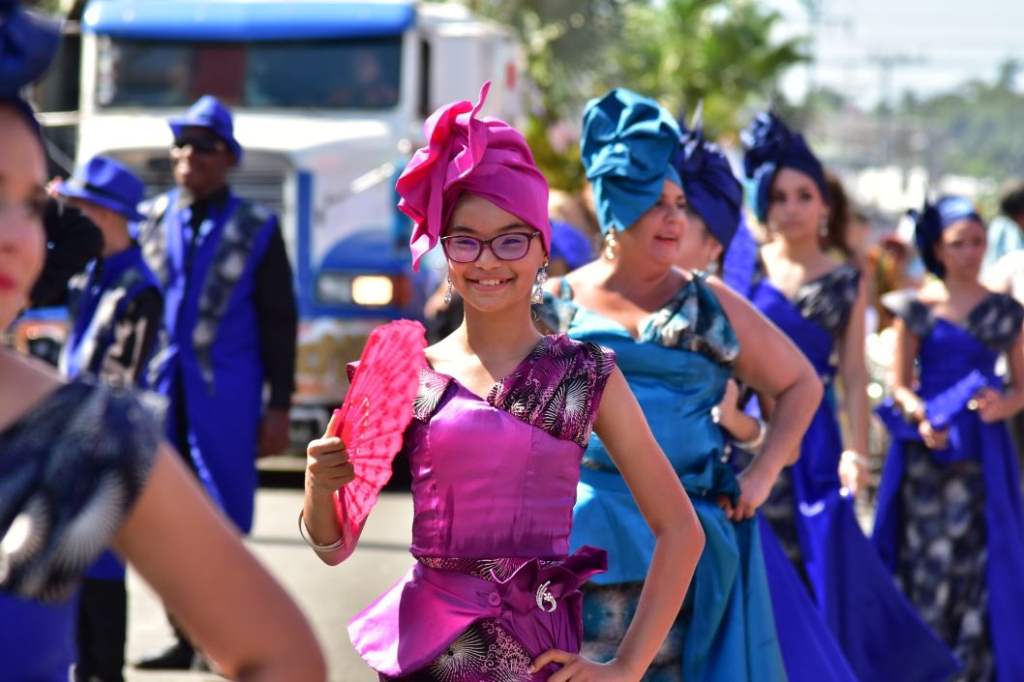 costa-rica-celebra-en-limon-fiesta-caribena-del-grand-gala-parade