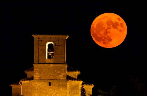 eclipse-lunar-total-con-tinte-rojo-evento-para-disfrutar-el-domingo