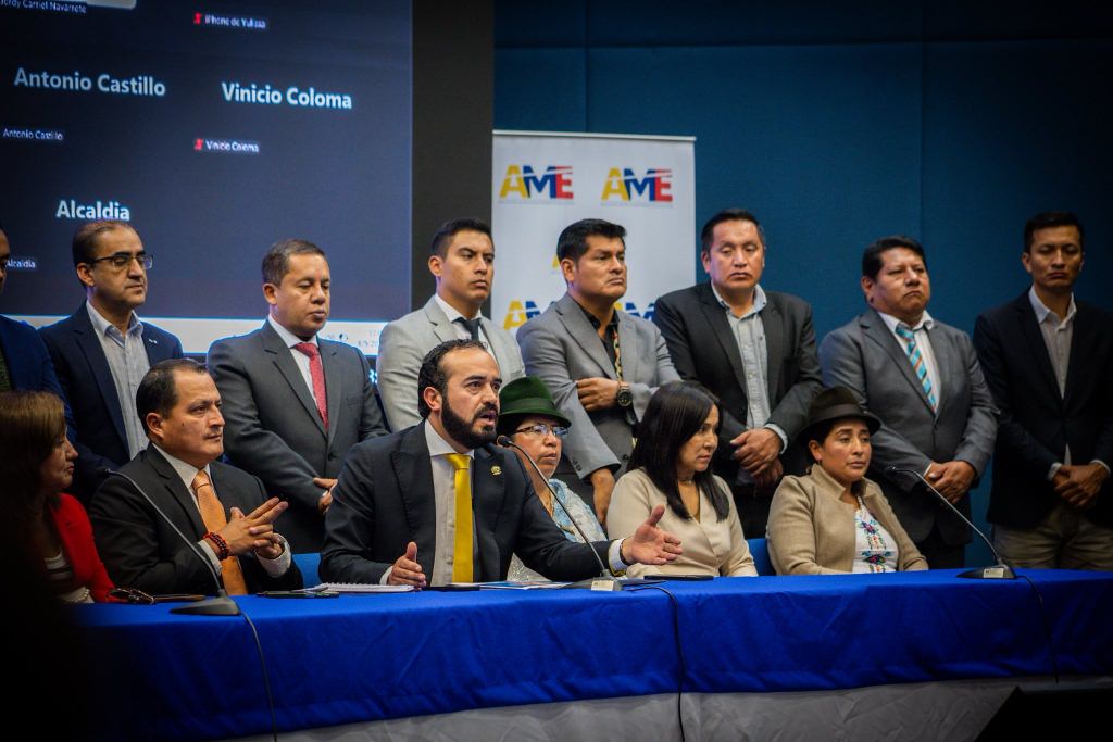 municipios-de-ecuador-demandaran-al-gobierno-de-noboa-por-deudas