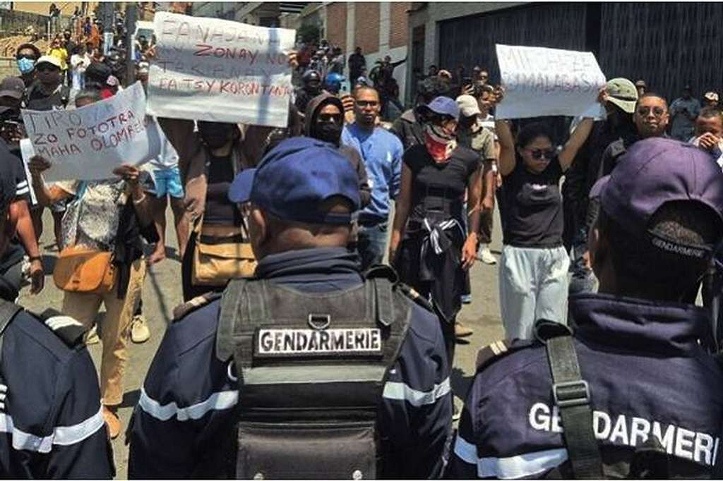 amanecio-madagascar-bajo-toque-de-queda-ante-protestas-violentasamanecio-madagascar-bajo-toque-de-queda-ante-protestas-violentas
