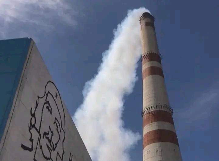 continua-restauracion-de-sistema-electrico-cubano