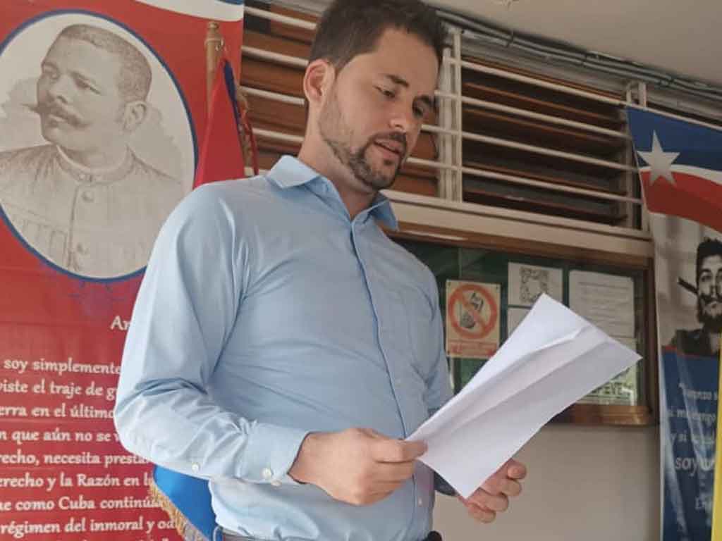 venezuela-respaldo-llega-de-cubanos-residentes-en-patria-de-bolivar