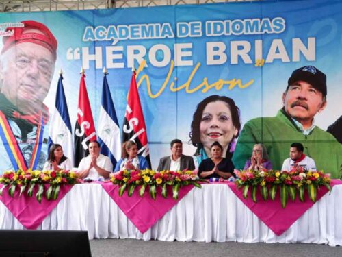 inauguran-en-nicaragua-academia-de-idiomas-heroe-brian-willson
