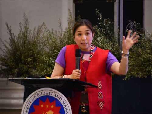 filipinas-prioriza-fondos-para-asistencia-social