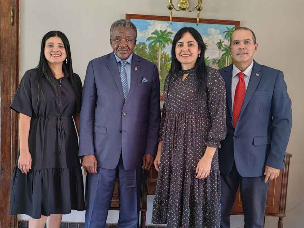 parlamento-de-zimbabwe-reitera-apoyo-a-cuba-frente-a-bloqueo-de-ee-uu