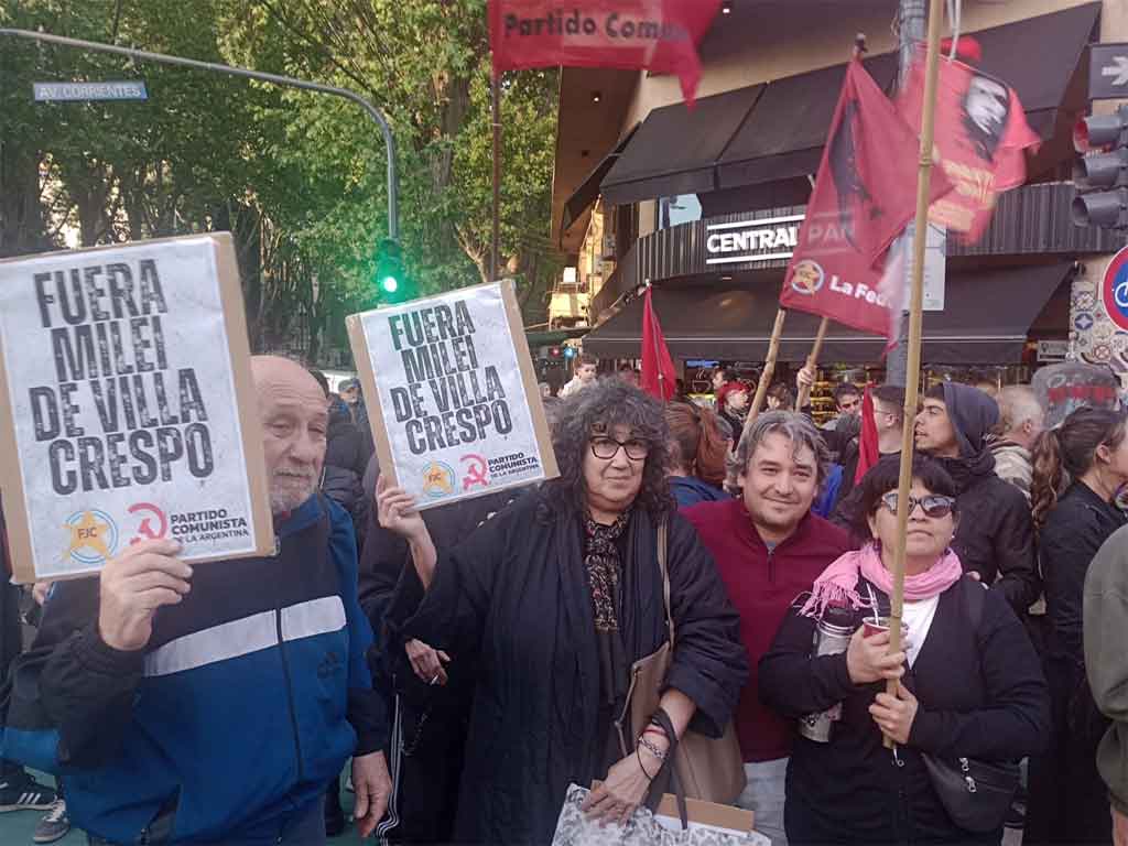 milei-de-showman-en-medio-de-la-crisis-argentina