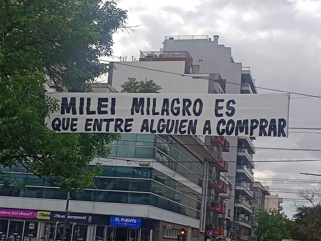 milei-de-showman-en-medio-de-la-crisis-argentina