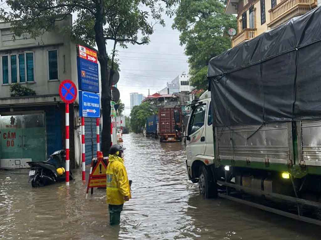 vietnam-enfrascado-en-tareas-urgentes-para-restanar-danos-de-tifon