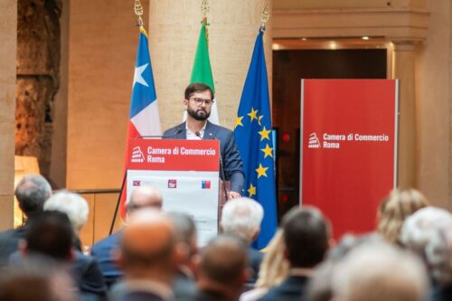 presidente-chileno-participo-en-roma-en-homenaje-a-bernardo-leighton