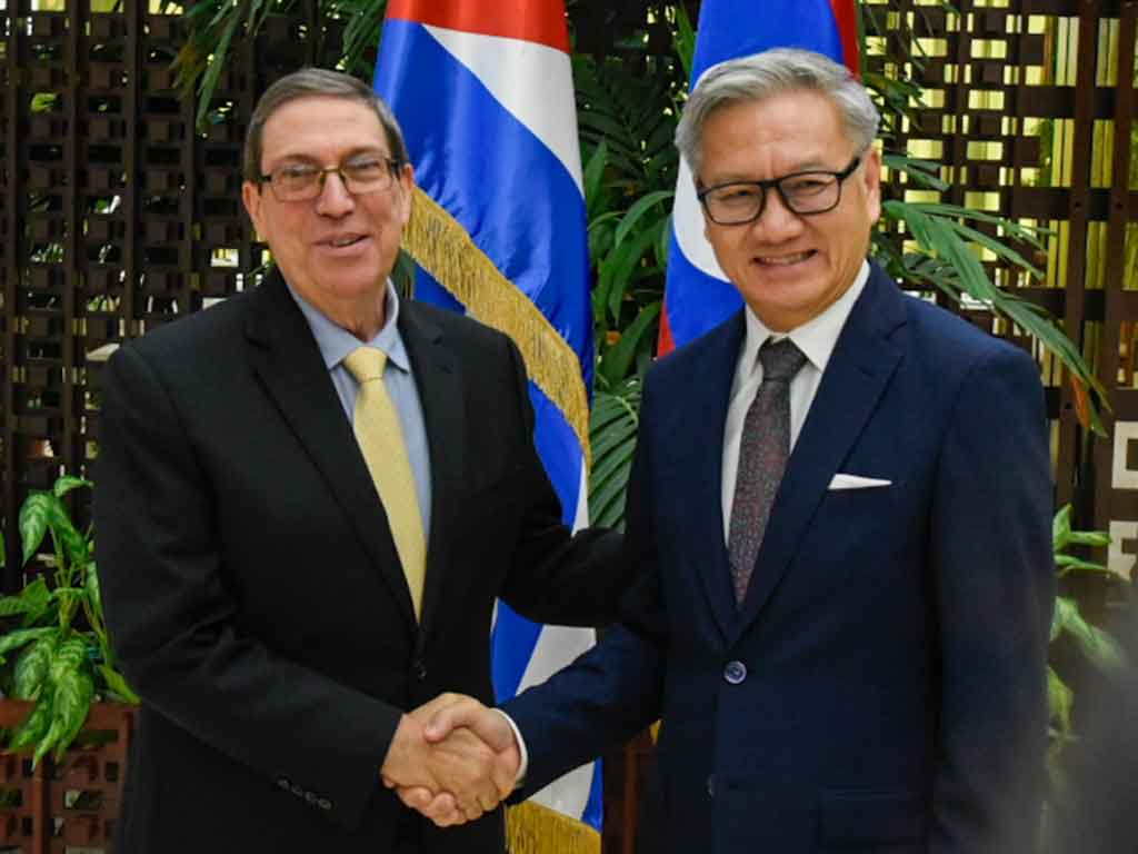 sostienen-conversaciones-oficiales-cancilleres-de-cuba-y-laos
