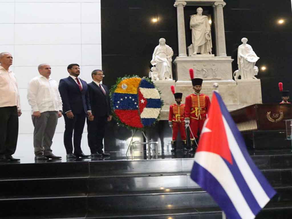 venezuela-y-cuba-conmemoraron-25-anos-del-convenio-de-cooperacion