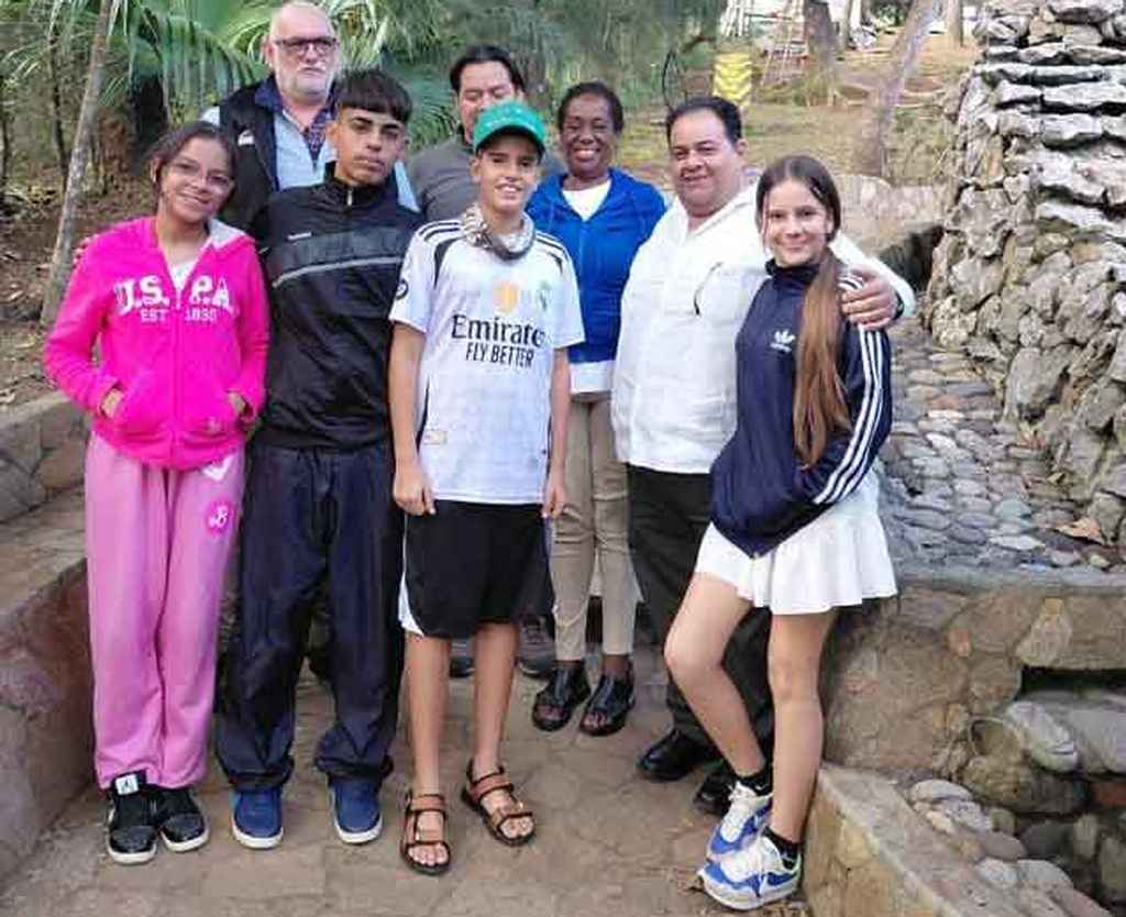 cuatro-pioneros-de-cuba-comparten-vivencias-en-guatemala