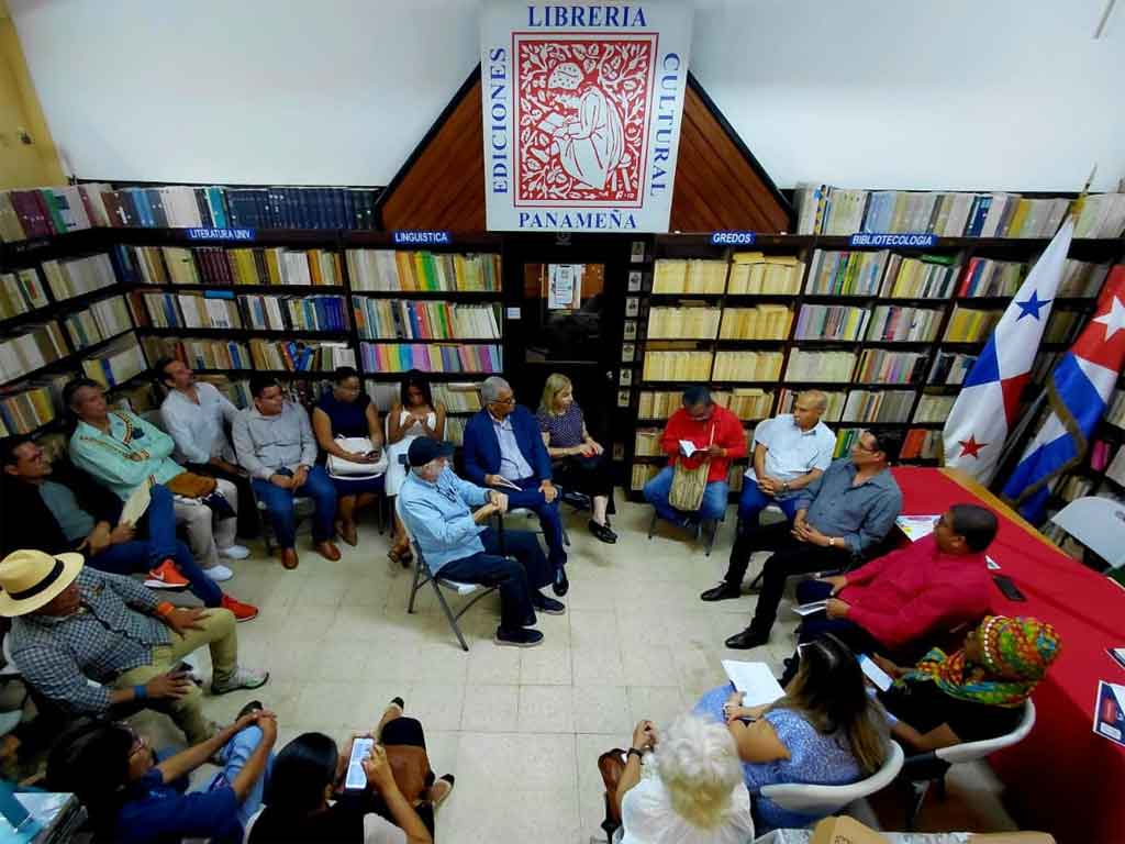 un-canto-a-la-paz-mundial-en-semana-de-la-cultura-cubana-en-panama