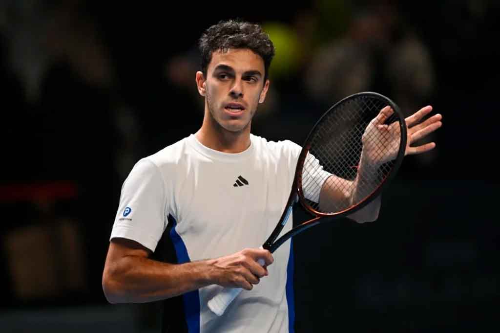 tenista-argentino-francisco-cerundulo-avanza-a-octavos-en-paris