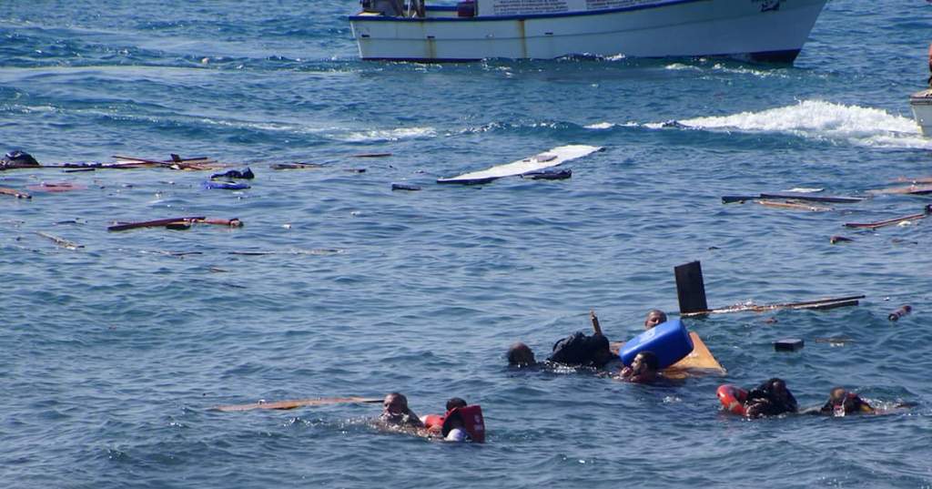 naufragio-en-lago-de-ghana-deja-15-muertes-de-ellos-11-ninos