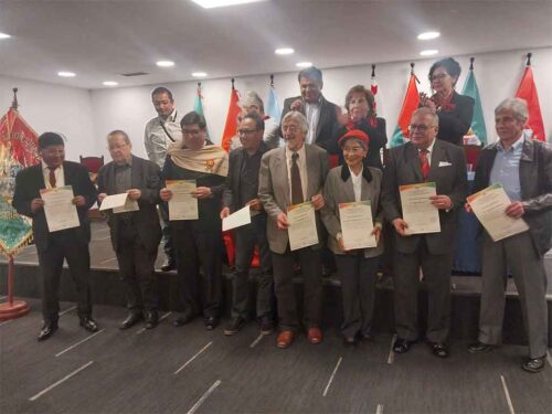 senado-de-bolivia-honra-a-personalidades-orurenas