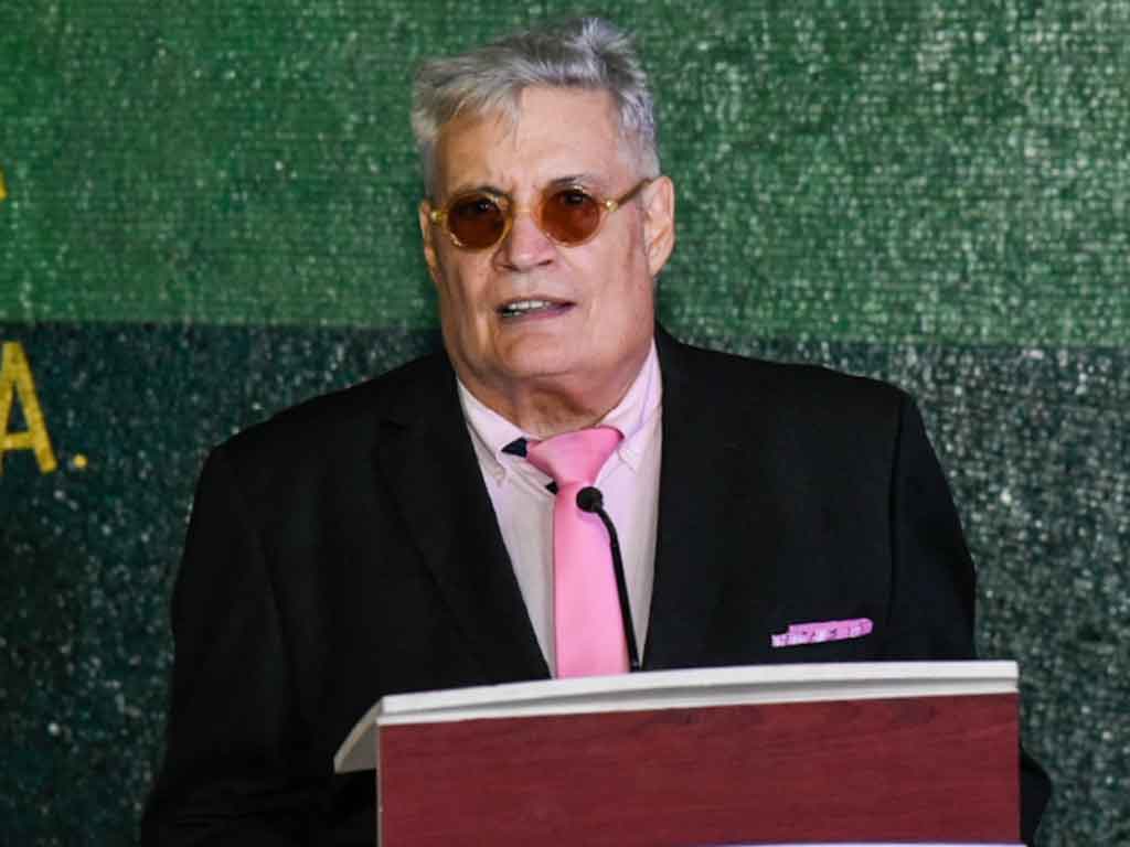 premio-maestro-de-juventudes-vocacion-de-ensenar-y-deberse-a-cuba