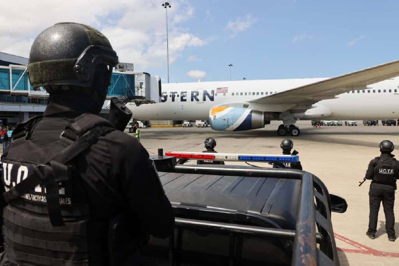 directo-de-eeuu-llegaron-a-venezuela-196-migrantes-deportados