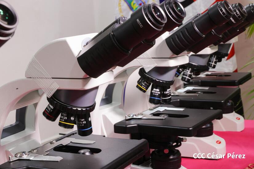 nicaragua-fortalece-atencion-medica-con-entrega-de-modernos-equipos