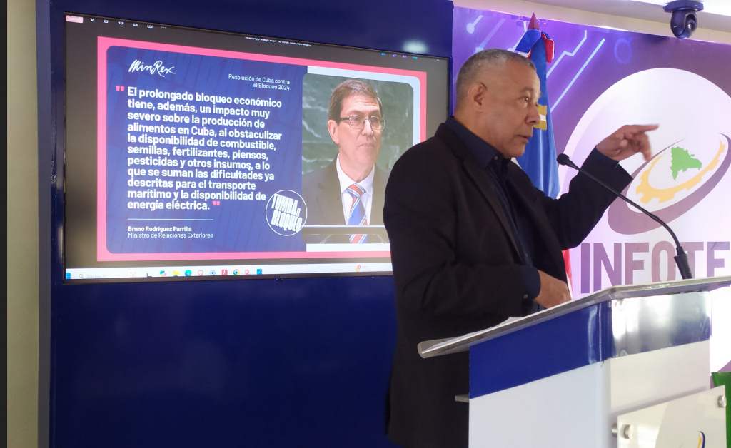 listin-diario-publica-articulo-de-embajador-cubano-sobre-el-bloqueo