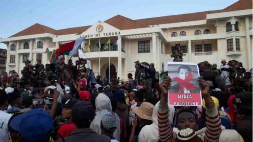 presidente-de-madagascar-sale-del-pais-por-demostraciones-de-protesta