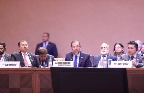 canciller-de-venezuela-asiste-en-uganda-a-reunion-del-mnoal