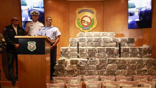 gobierno-dominicano-incauta-650-paquetes-de-cocaina-en-costas-de-bani