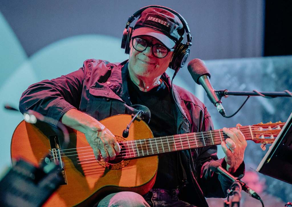 silvio-rodriguez-sigue-reparando-suenos-afirman-en-uruguay