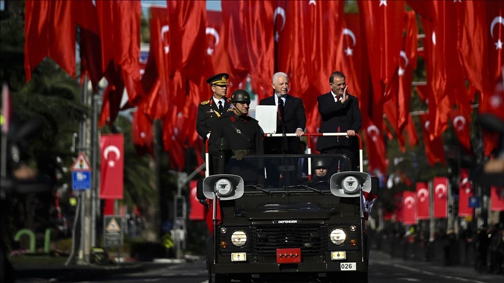 desfiles-populares-y-militares-en-turkiye-por-dia-de-la-republica