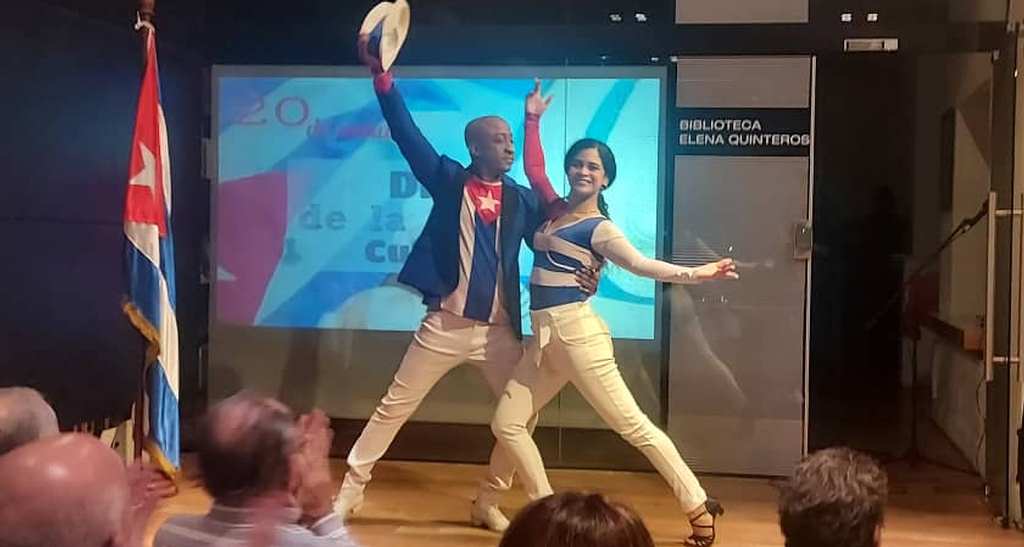 celebracion-de-la-cultura-cubana-en-noche-montevideana