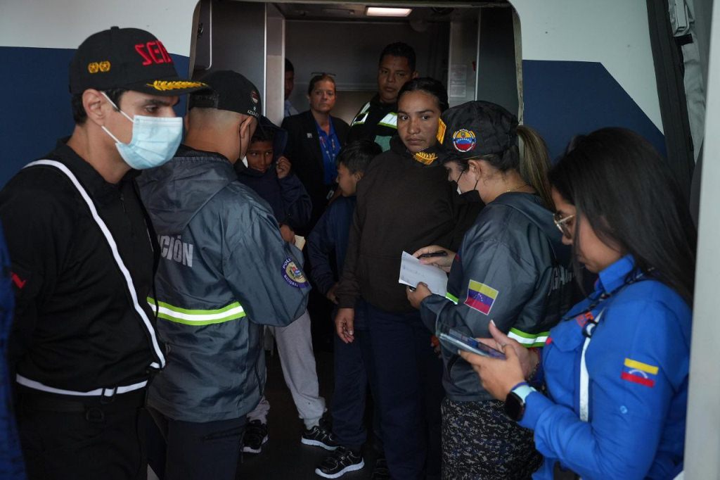 arribaron-a-venezuela-197-migrantes-deportados-de-eeuu