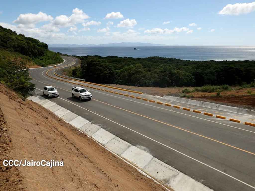 nicaragua-cuenta-con-primeros-30-km-de-carretera-en-litoral-pacifico