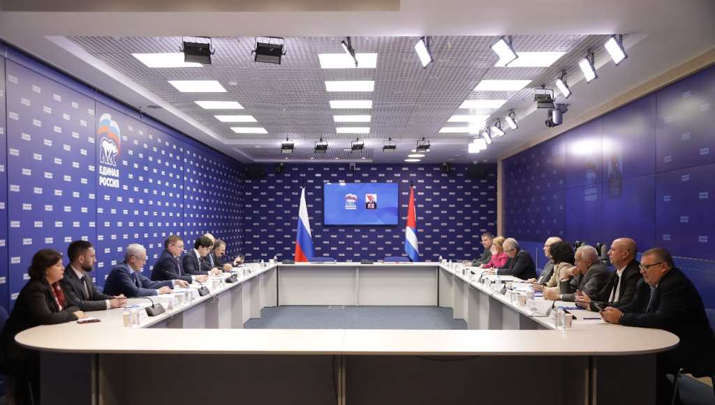partidos-politicos-de-rusia-y-cuba-firman-acuerdo-estrategico