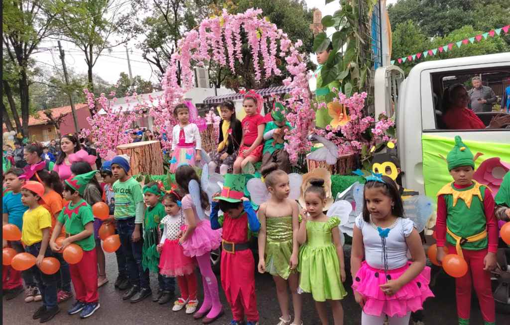 inauguran-en-ciudad-rusa-de-kazan-festival-de-primavera-estudiantil