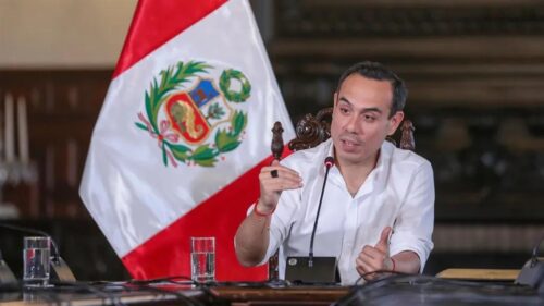 peru-encuesta-favorable-a-presidente-sin-ser-la-ultima-palabra