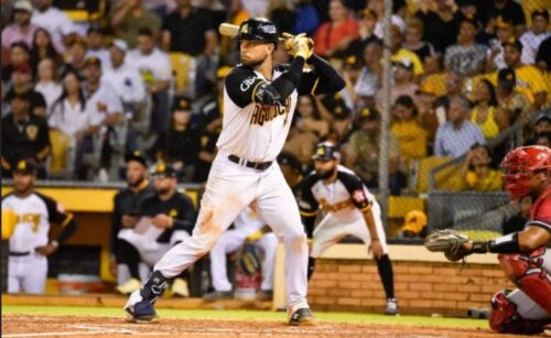 las-aguilas-cibaenas-afianzan-su-dominio-en-torneo-beisbol-dominicano