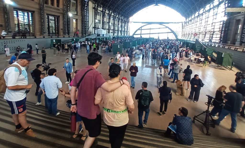 amplia-afluencia-de-votantes-en-jornada-electoral-en-chile