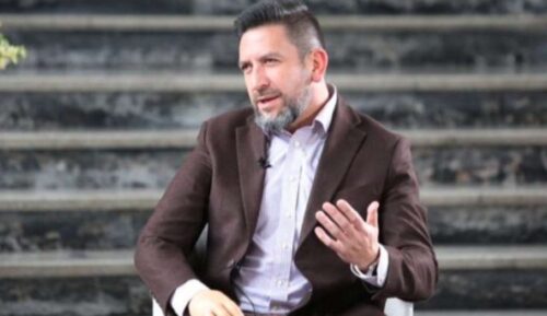 ministro-de-ecuador-recien-nombrado-declina-en-medio-de-polemicas