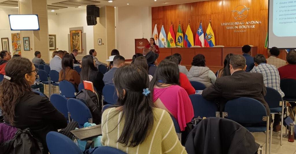 congreso-sobre-salud-reune-en-ecuador-a-medicos-graduados-en-cuba