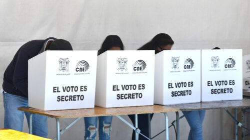 el-41-por-ciento-de-electores-ya-voto-en-consulta-popular-en-ecuador