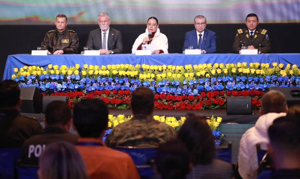 el-41-por-ciento-de-electores-ya-voto-en-consulta-popular-en-ecuador