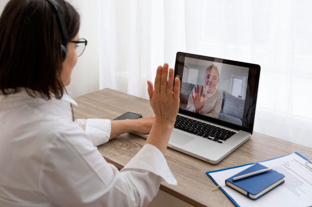 salvadorenos-con-acceso-a-medicina-gratis