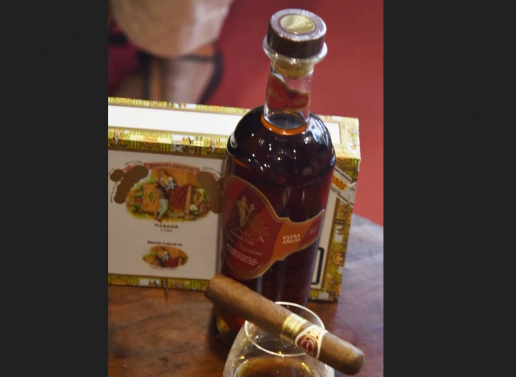 nueva-imagen-para-ron-havana-club-iconica-don-navarro