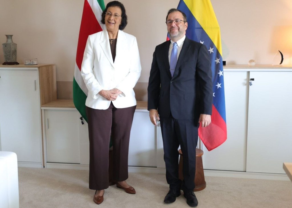 venezuela-reafirma-a-suriname-compromiso-de-fortalecer-relaciones