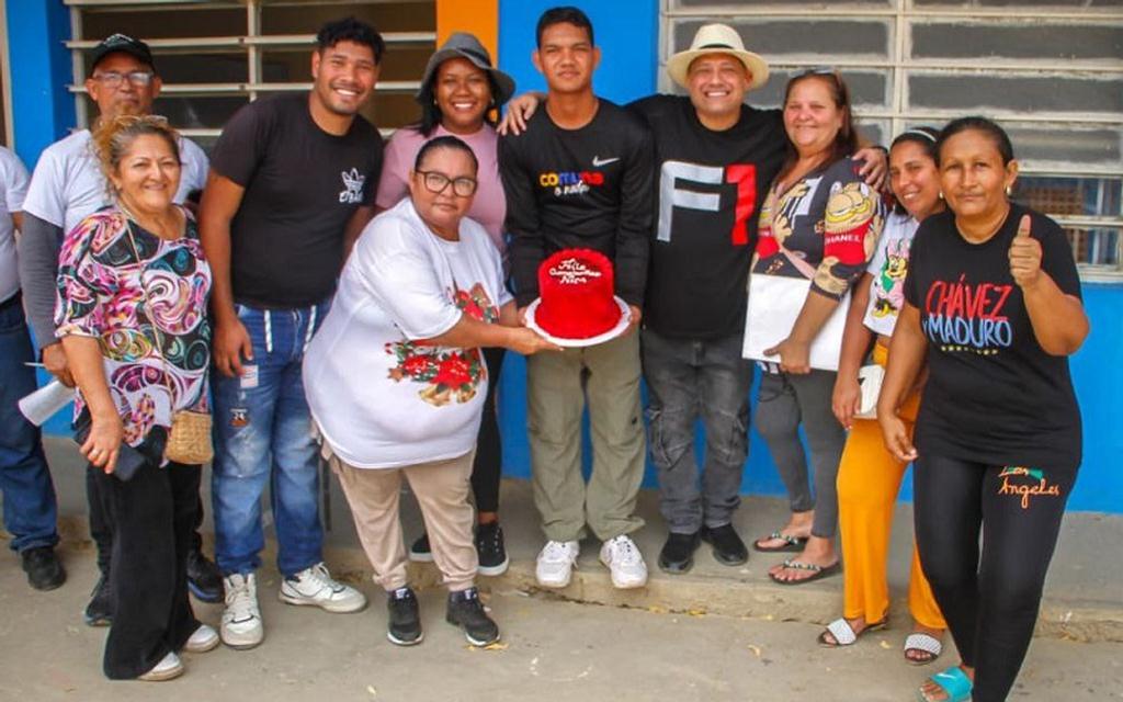 nicolas-maduro-destaca-record-de-participacion-en-iv-consulta-popular