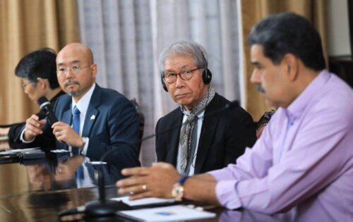 presidente-de-venezuela-recibio-al-arquitecto-japones-riken-yamamoto